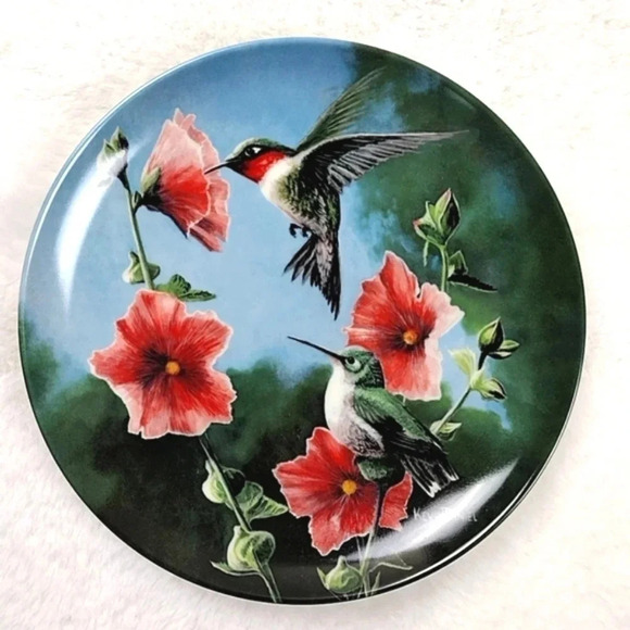 Vintage Collectable Decorative 1980's Hummingbird Plate - Picture 1 of 7